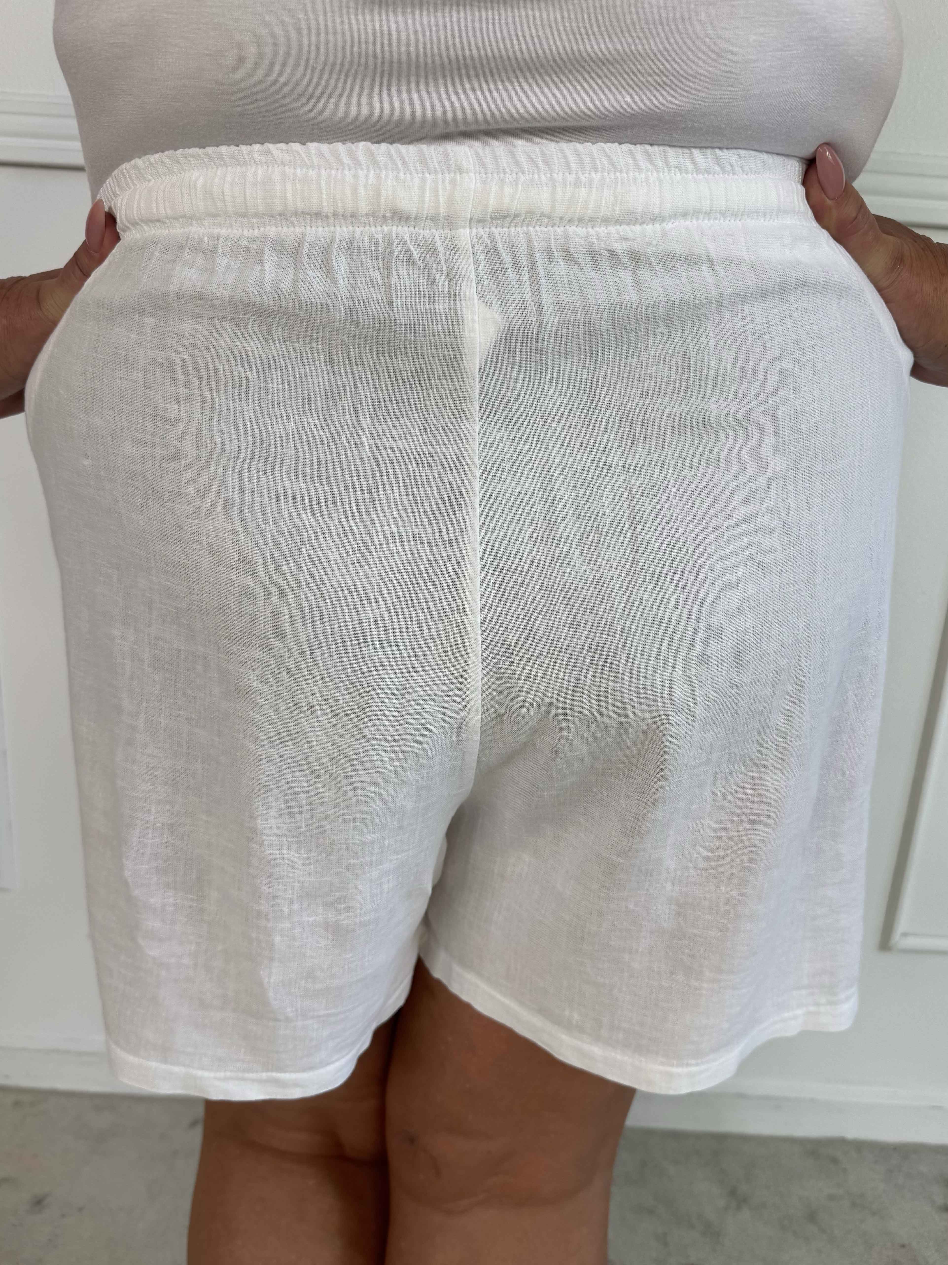 Clara Shorts - Lätta shorts i viskos och linne